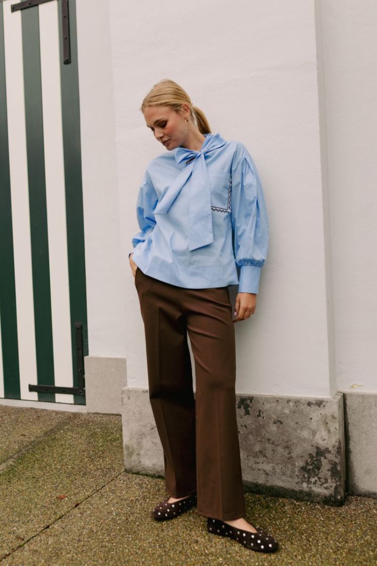 BRIGITTE BLUE LEGER