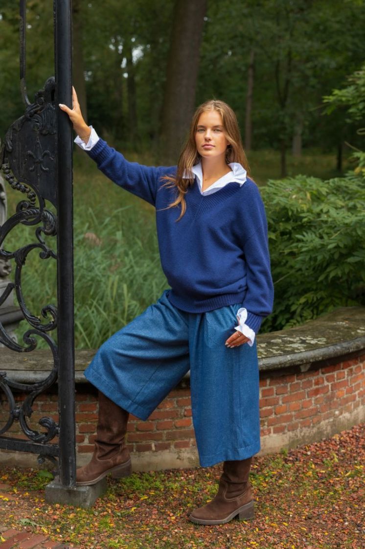 LOTTIE BLUE